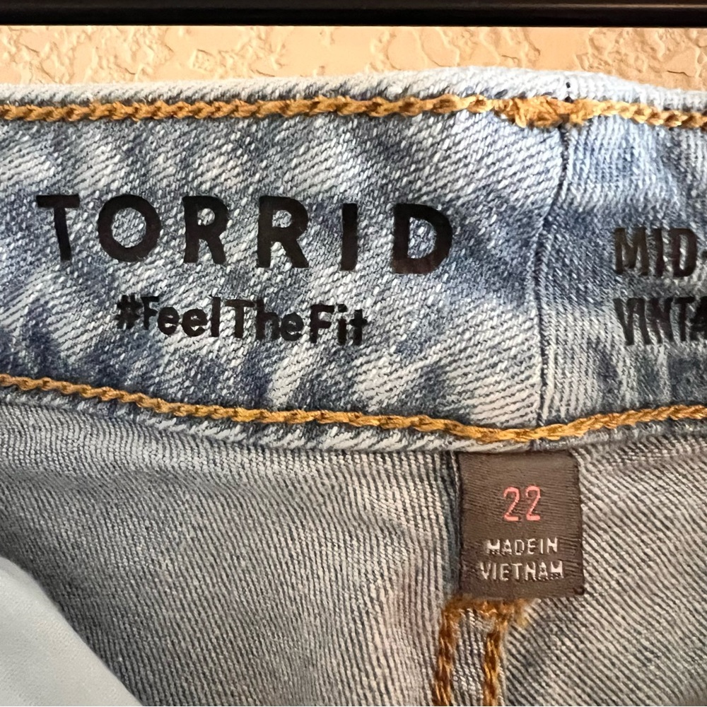 Torrid Mid-Rise Vintage Stretch Short Size 22 - Picture 8 of 8
